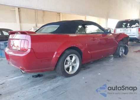2008 Ford Mustang Gt Deluxe/Gt Premium z USA, uszkodzony, nr VIN 1ZVHT85H385140417